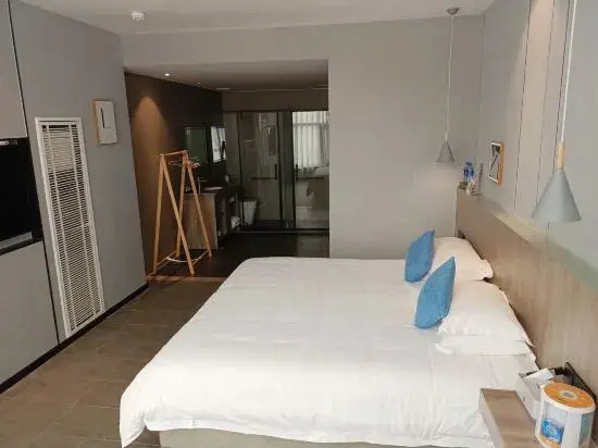 Huangting Hotel