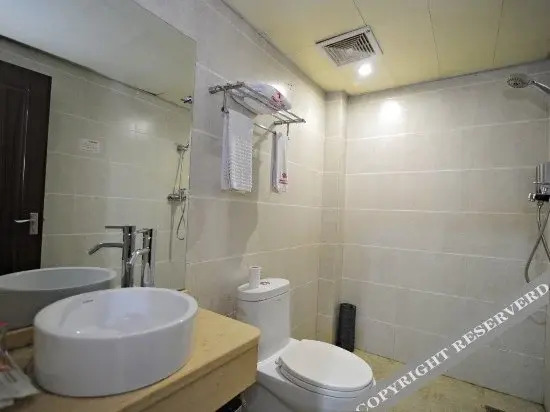 Wutongshu Business Hotel