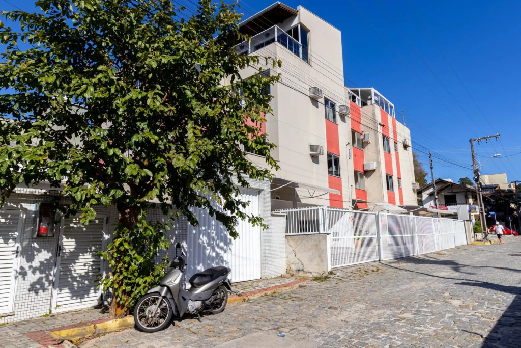 Residencial 20m Praia Central & Frente Avenida