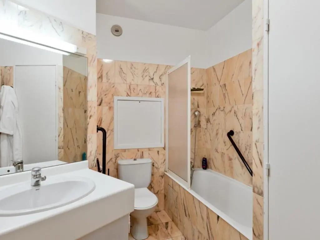 Appartement Brides-les-Bains, 1 pièce, 4 personnes - FR-1-512-215
