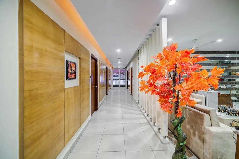 OYO 18529 Hallmark Inn Jubilee Hills