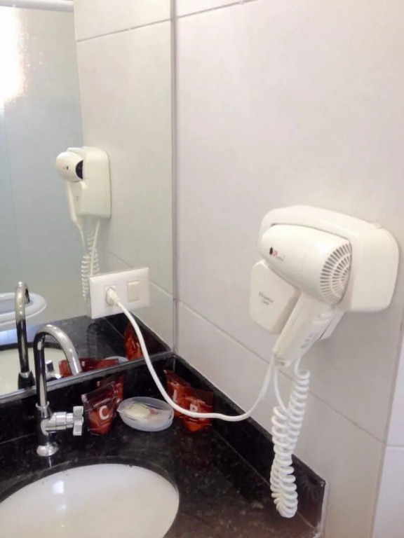 Pousada Parque Suites - Estacionamento e Piscina na Enseada