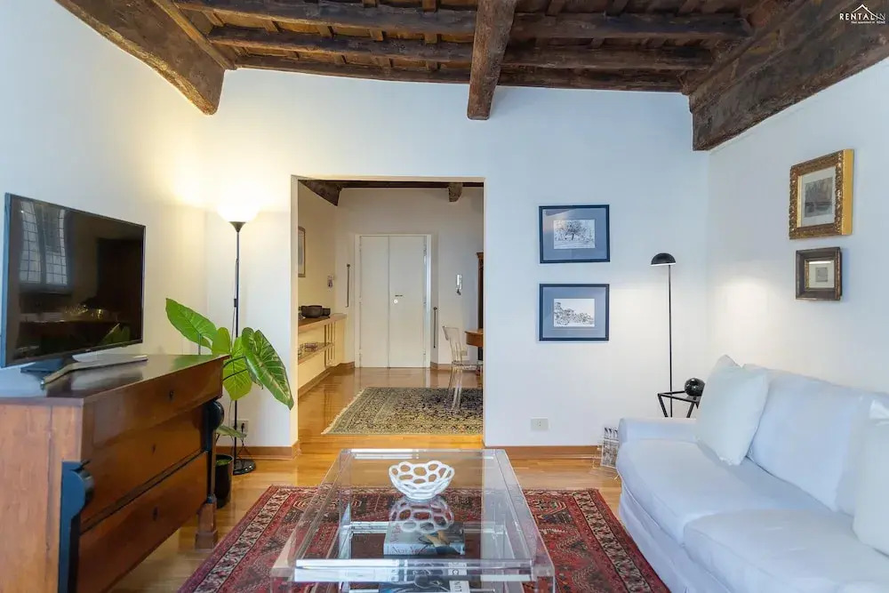 Rental in Rome Santa Margherita Apartment