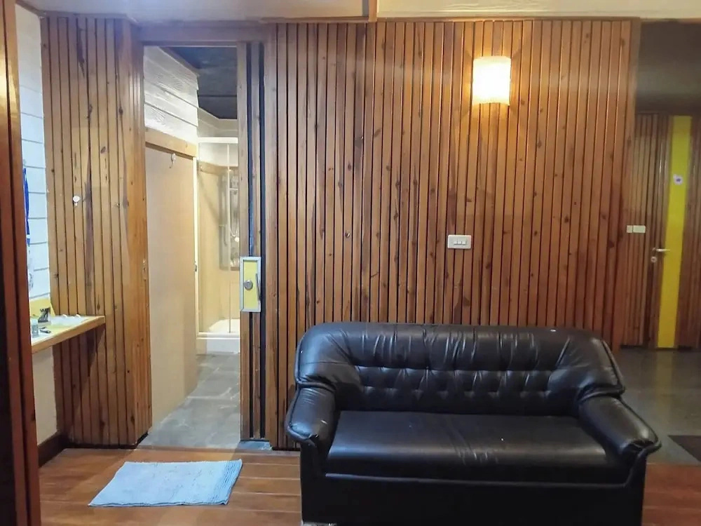Spacious City-view Apartment With Modern Amenities in Krung Thep