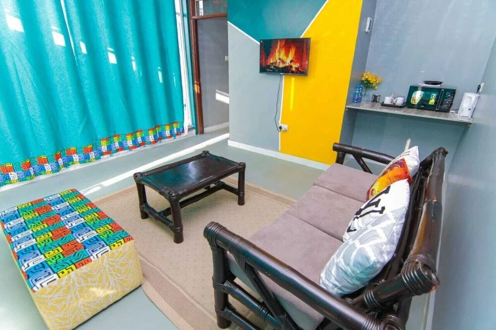 Stay.Plus Shyrah Glass Cottages