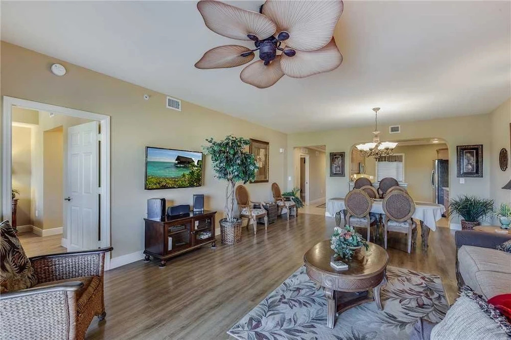 Bella Lago 142 - Two Bedroom Condo