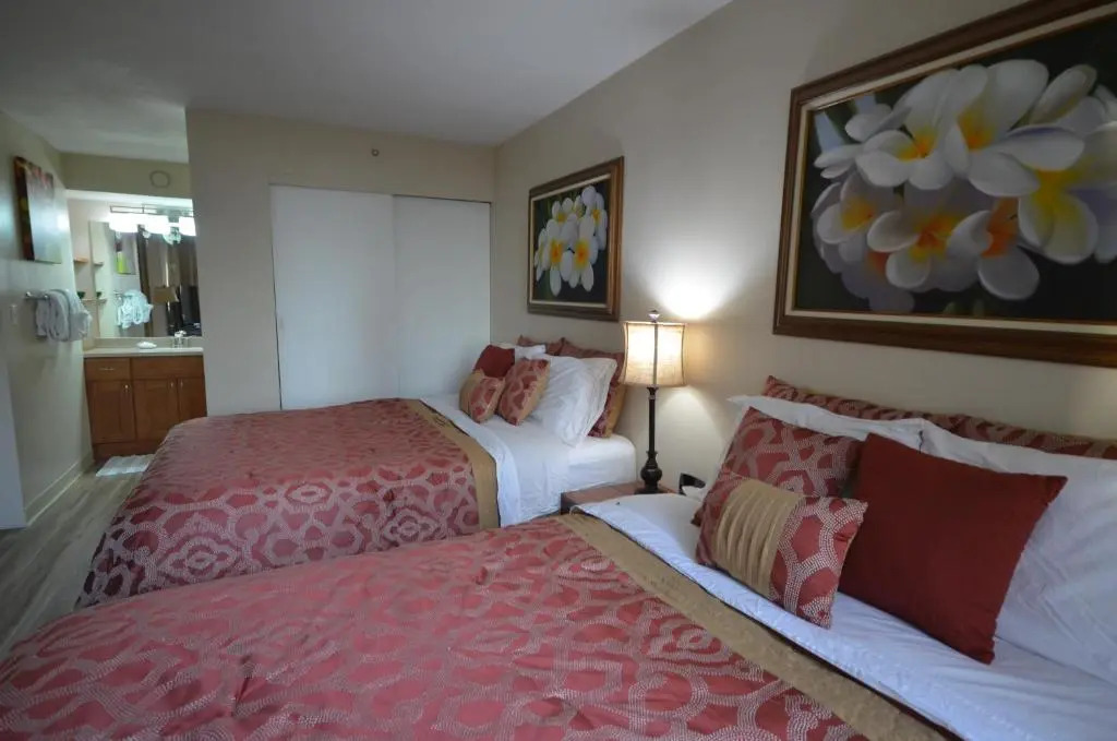 Waikiki Banyan 912 Your Luxurious Escape to Paradise