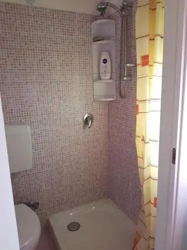 Bed & Breakfast Adrj