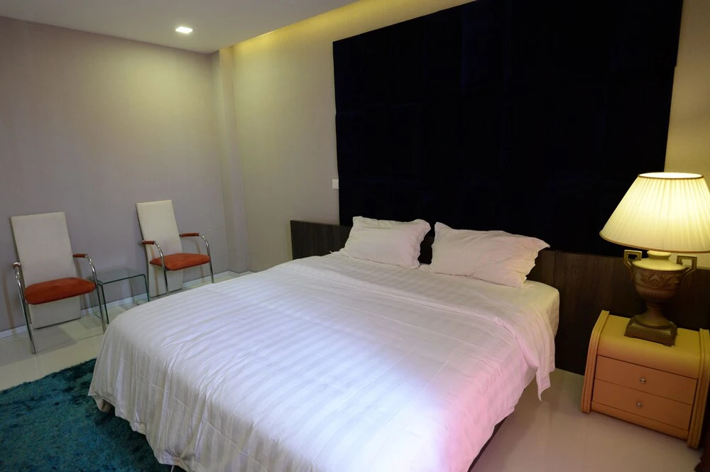 The Palm Suites