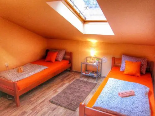 Hostel Tasos House