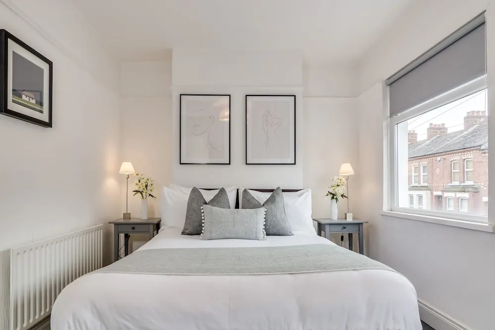 Meadowbank Place