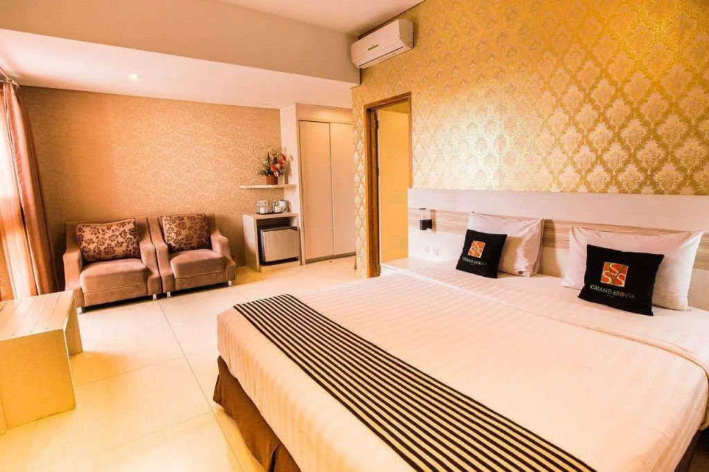 Grand Sovia Hotel