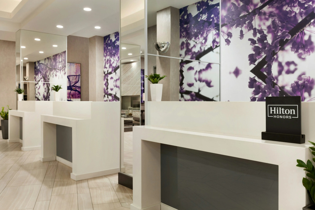 Embassy Suites by Hilton Charlotte Uptown