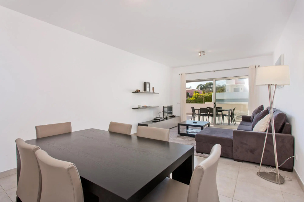 Poolside Albufeira Apartment by Ideal Homes