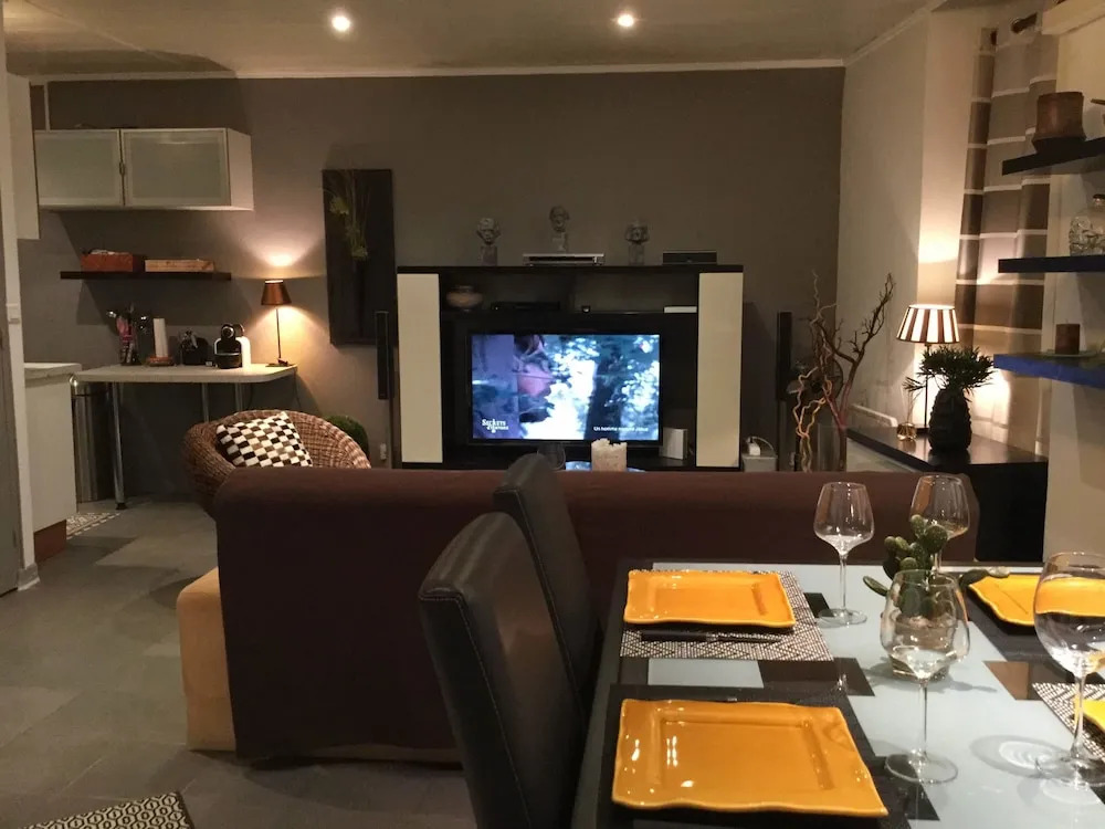 Andre One Bedroom