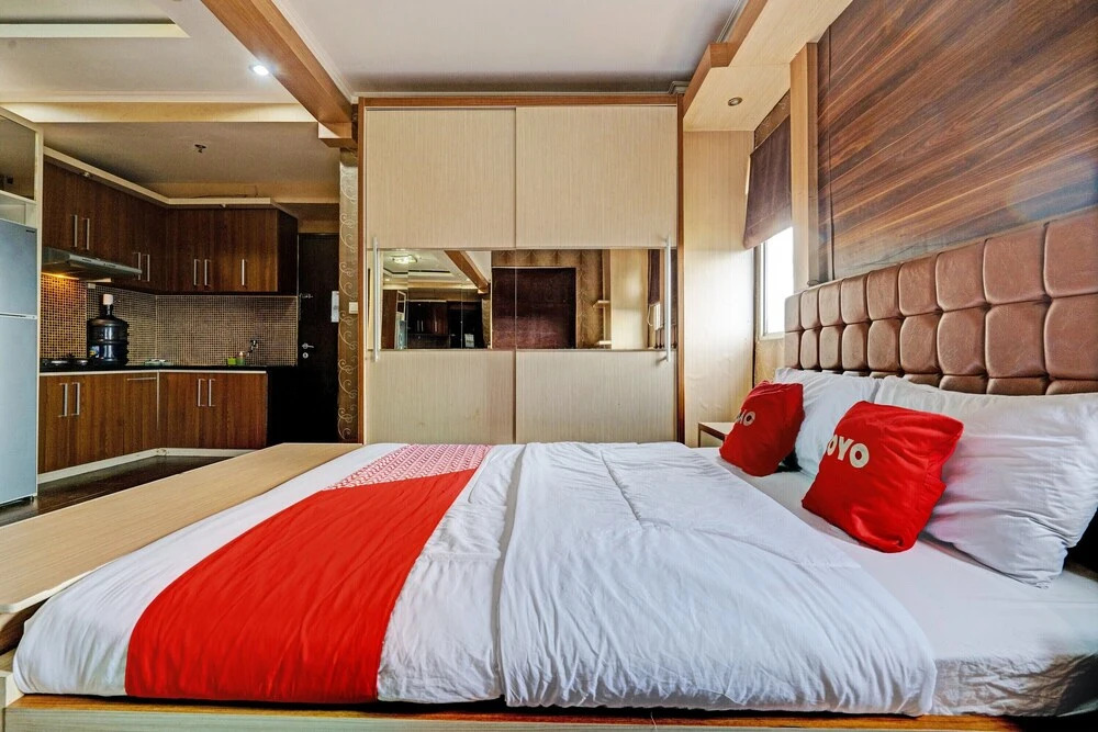 The Suite Metro Apartment by King Official