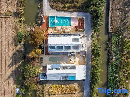 Sanjian Designer Holiday Homestay