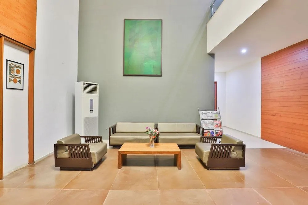 OYO 17283 Greenleaf Club