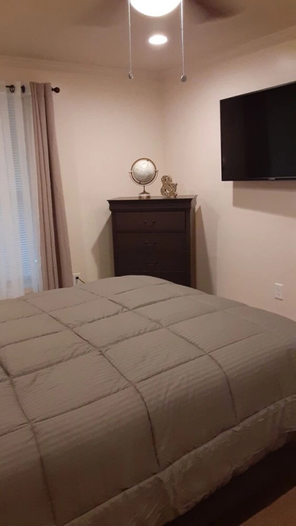 Updated and Modern 1-bedroom in Baton Rouge