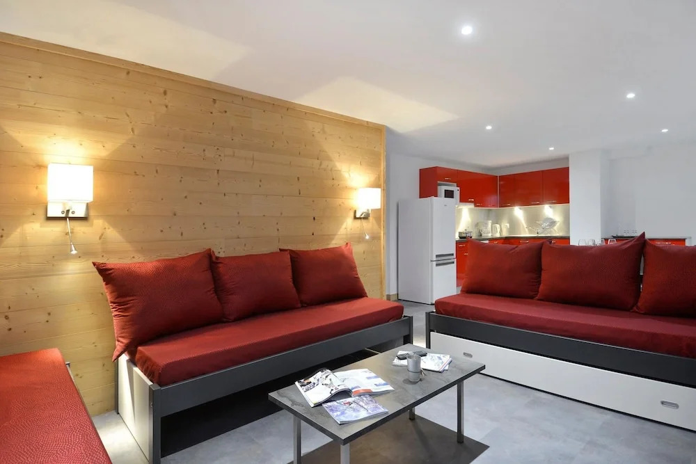 Residence Saintjacques Five-roomed Apartment for 11 People of 109 m2 S902