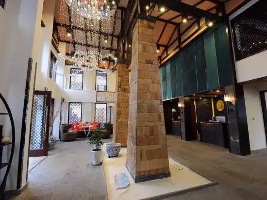 Lijiang Wu Courtyard Gardens Resort
