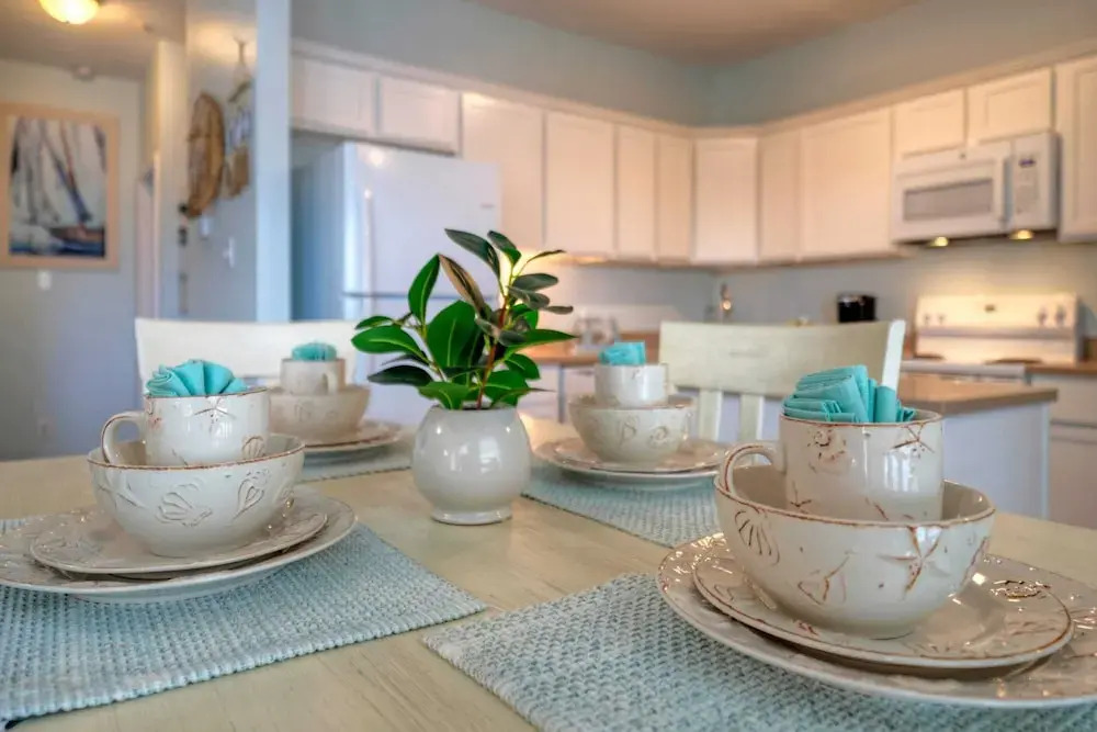 Sleeps 16 w/ Pool + Minutes to Beach Costa Bahia - 2 Condos