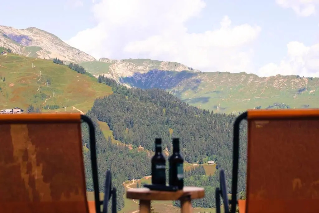 Chalet Petit Pierre - Mountain Voyages chalet