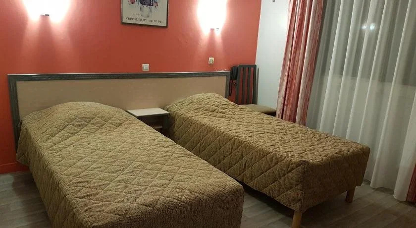 Motel 25
