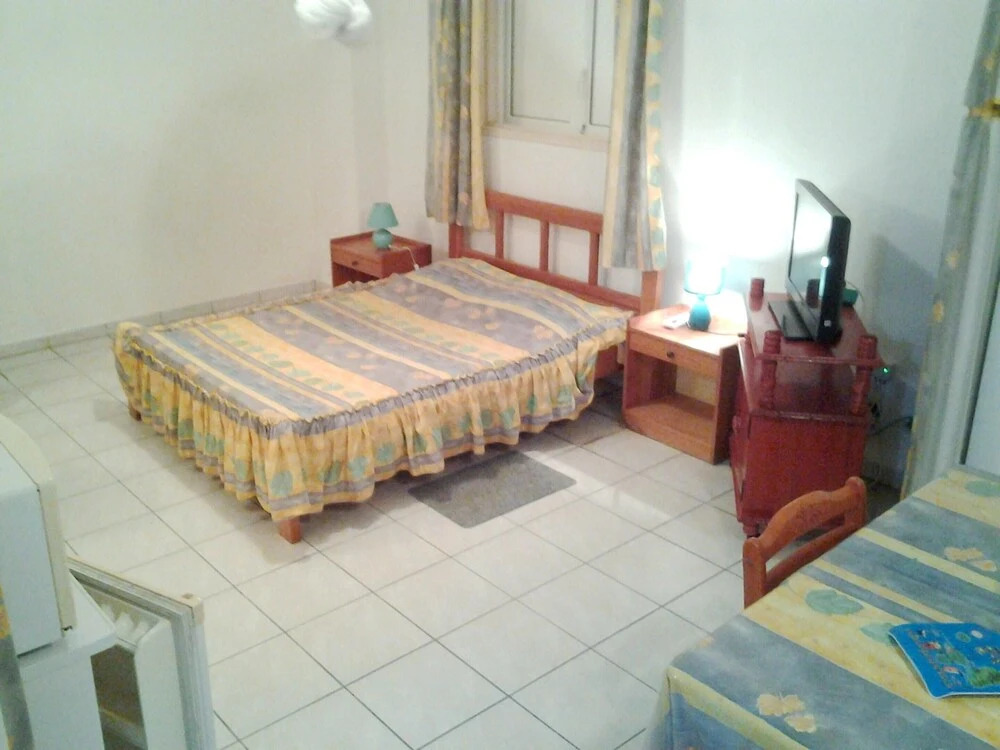 Apartment with One Bedroom in Le Moule, with Enclosed Garden And Wifi - 3 Km From the Beach