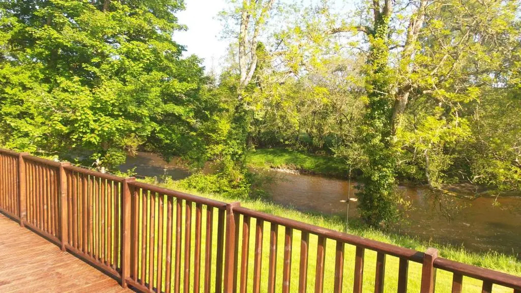 28 Riverside, Caer Beris Holiday Park