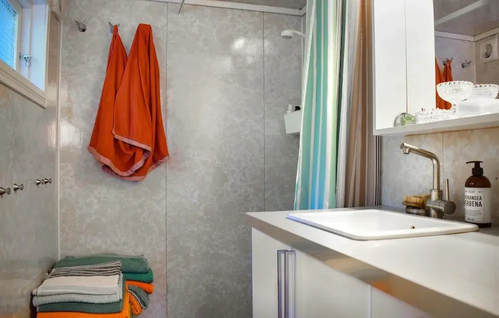Beautiful Home in Tau With 4 Bedrooms