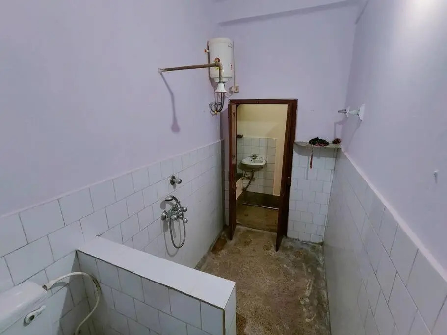 Laketown Vintage Villa 2 - 2BHK holiday home