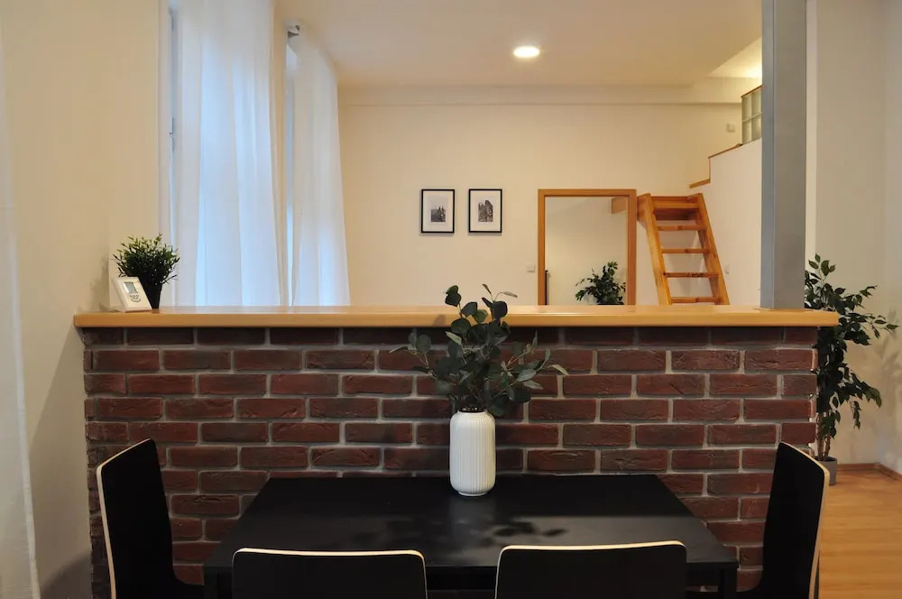 QIK Apartments