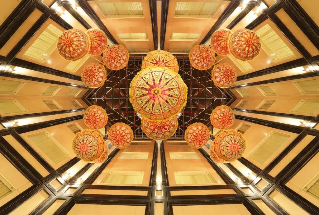 Golden Hotel
