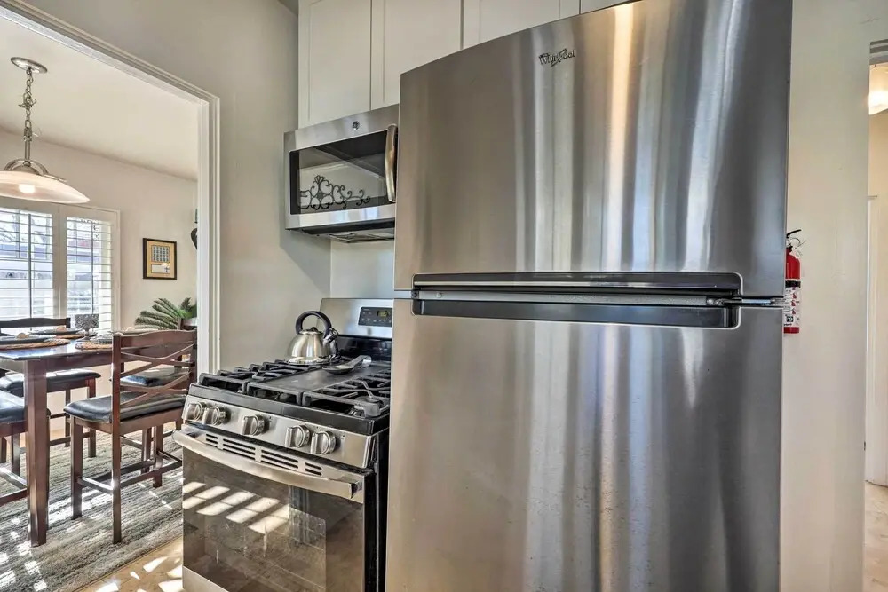 Walk to Ventura Beach: Comfy Home w/ Ocean Views