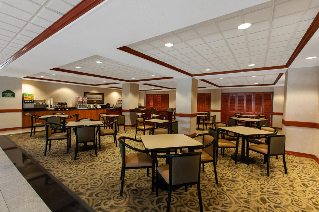 Hotel Willowbrook