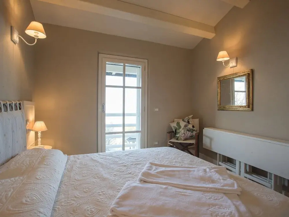 Holiday Home in Magione With Lake View & Pool