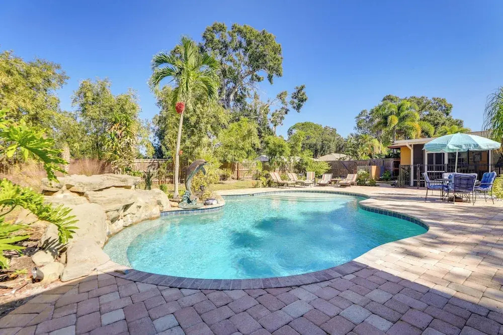 ‘Villa Giulia’ Home w/ Outdoor Oasis in Sarasota