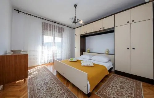 Apartment Ante 2917