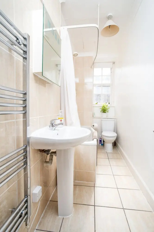 Lovely 2-bed Apartment in Old Town Edinburgh