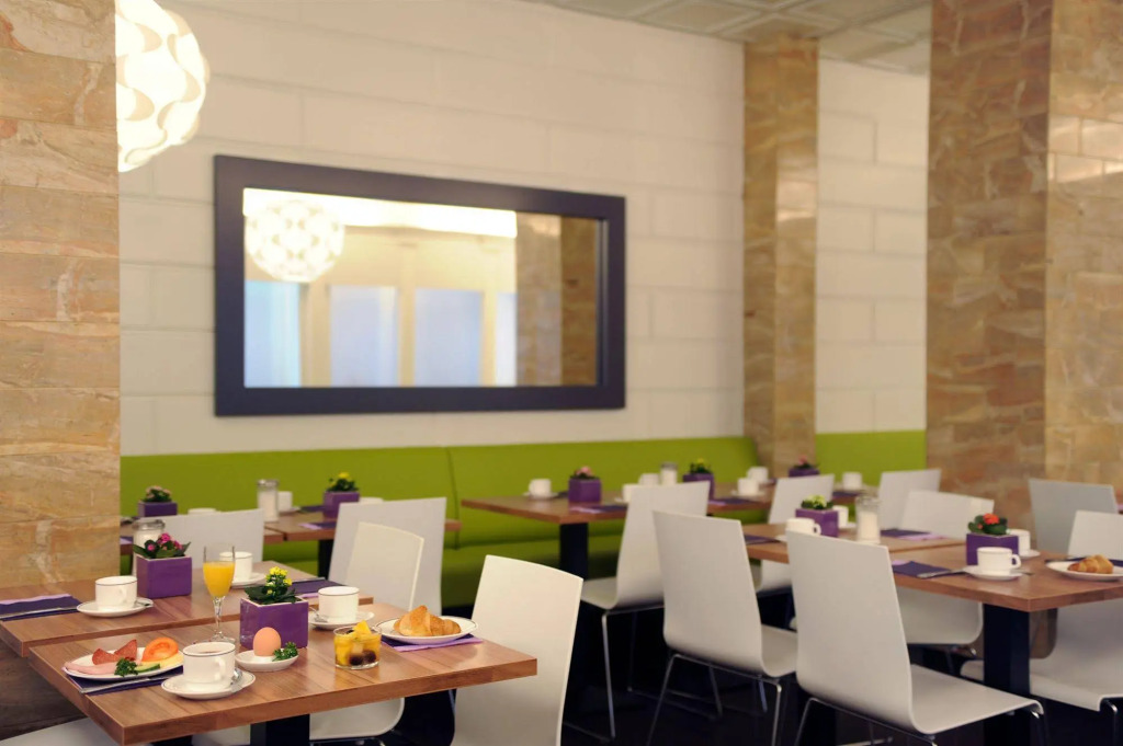 Отель Ibis Styles Frankfurt City