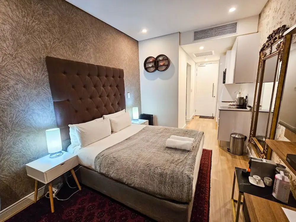 Illovo Central Apartments