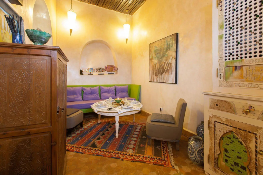 Riad Emotion