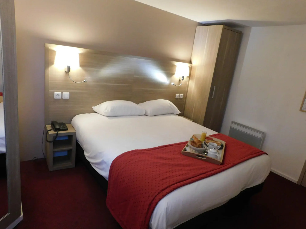 Hôtel Ambacia, Tours Sud