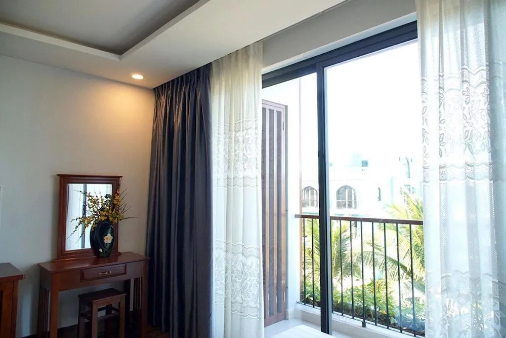 S79 Hotel Happy 88 Tran Hung Dao Street