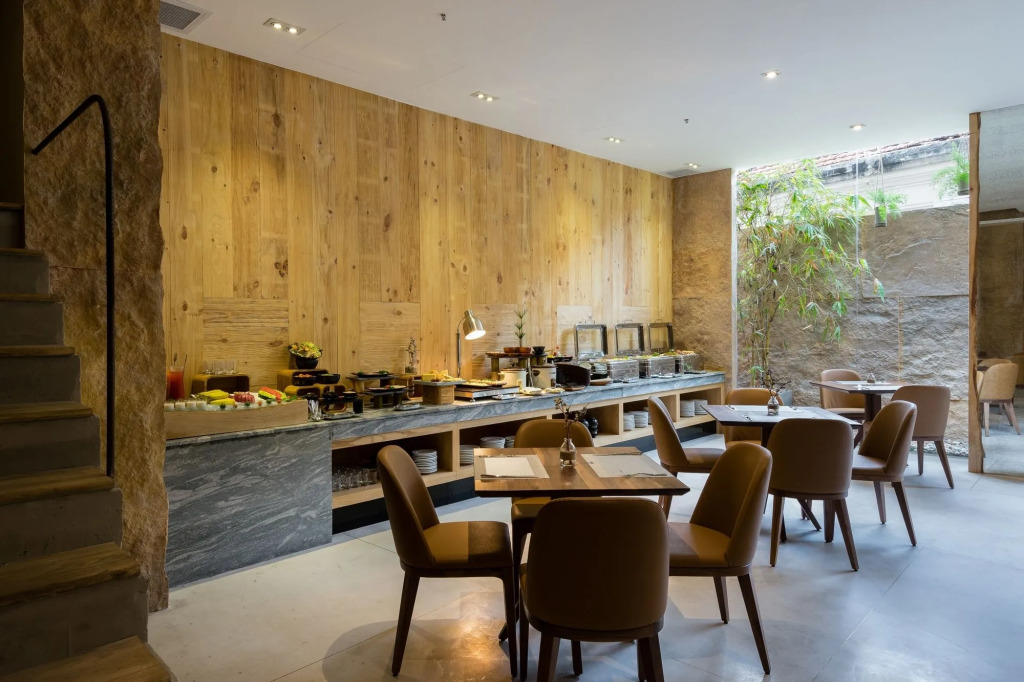 Silverland Yen Hotel