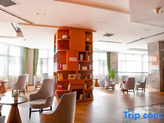 Longqi Longhu Hotel