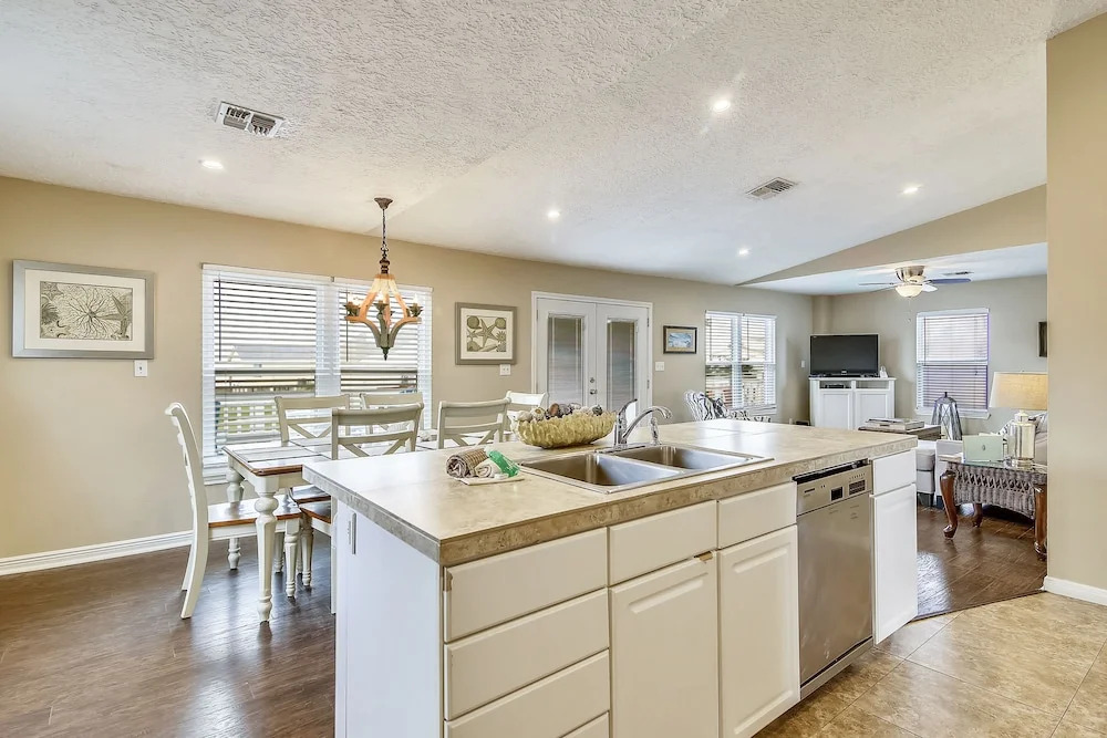 Barefoot  3 Bedroom Home