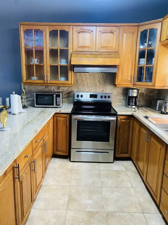 Blissett Apts your  home away from home