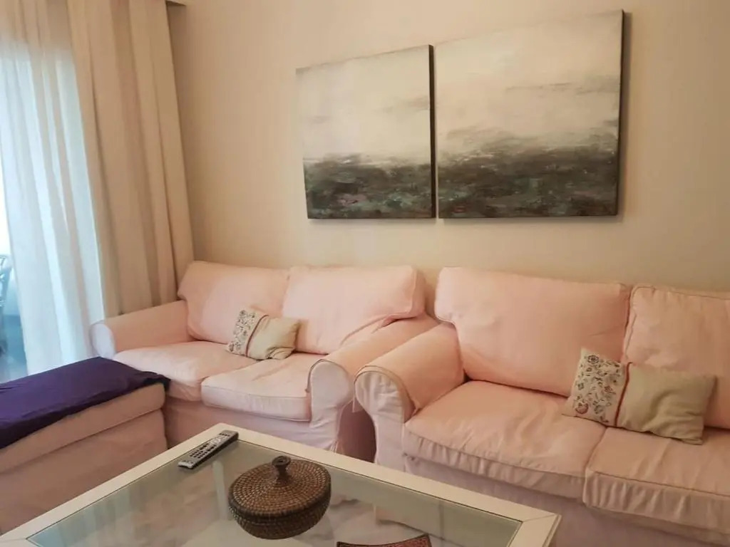 PUERTO BANUS Apartament Apartamento 2 HABITACIONES, 4 PAX, BAJO CON JARDIN URBANIZACION DAMA DE NOCHE